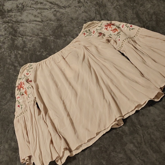 NWT Umgee peasant top - Picture 9 of 9